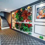 Evin Hotel 2*