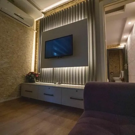 Evin Hotel