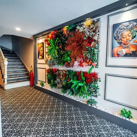 Evin Ξενοδοχείο 2*