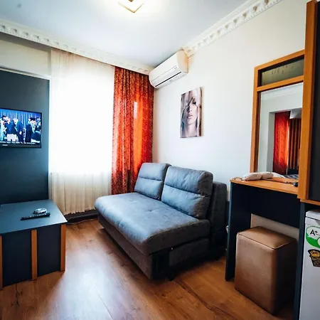 Evin Hotel 2*