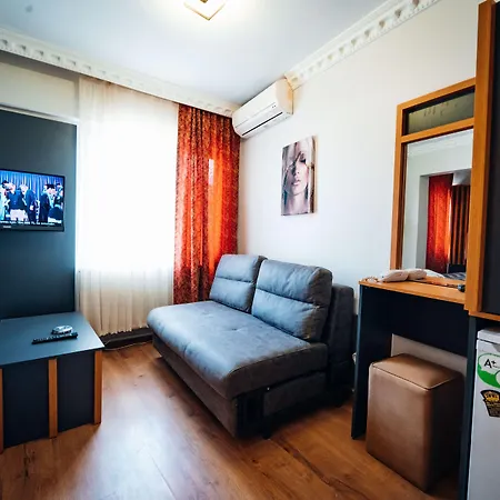 Hotel Evin 2*