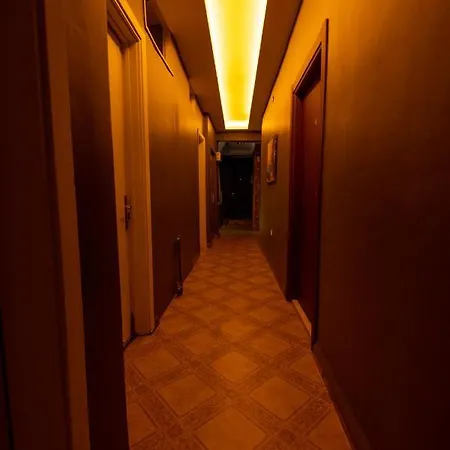 Evin فندق 2*